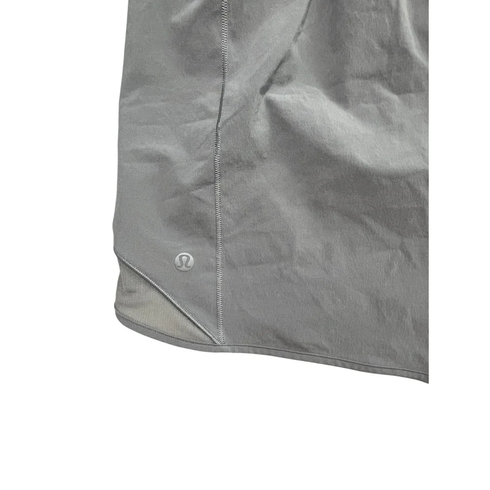 Lululemon Women's Gray Built In Liner Running Shorts Elastic Waist 14 Inseam 4" - Picture 3 of 6